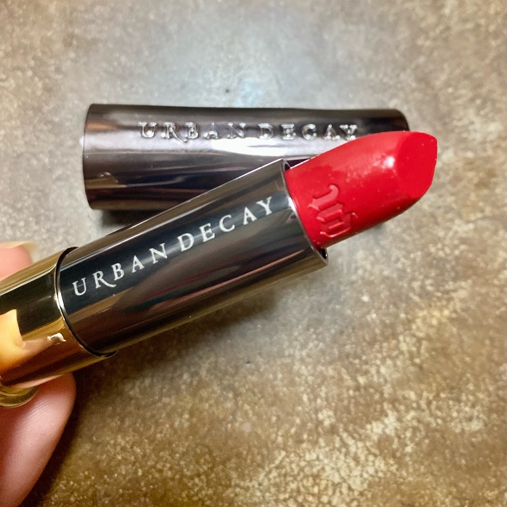 🆕 Urban Decay Vice Lipstick Mega Matte